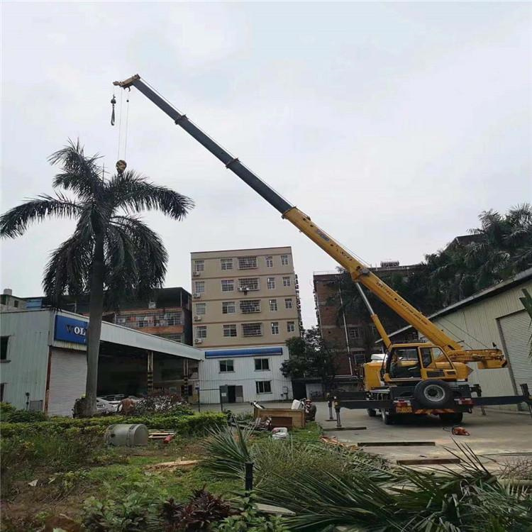 环翠12吨吊车出租一天的收费标准是什么