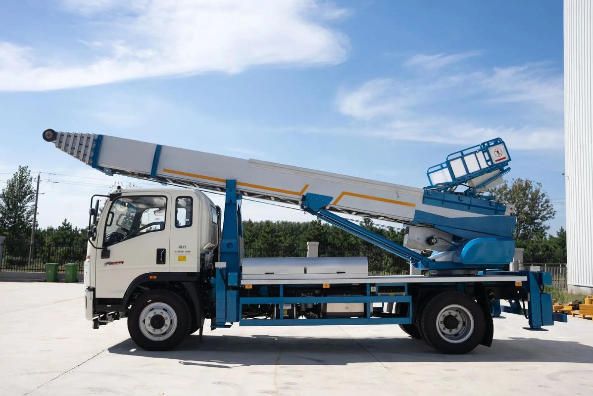 环翠云梯上料车租赁费用