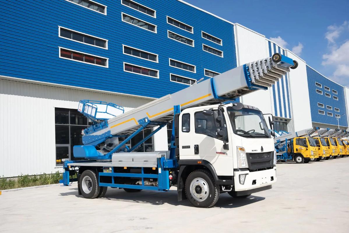 环翠出租云梯车高空作业车 建筑垃圾搬运